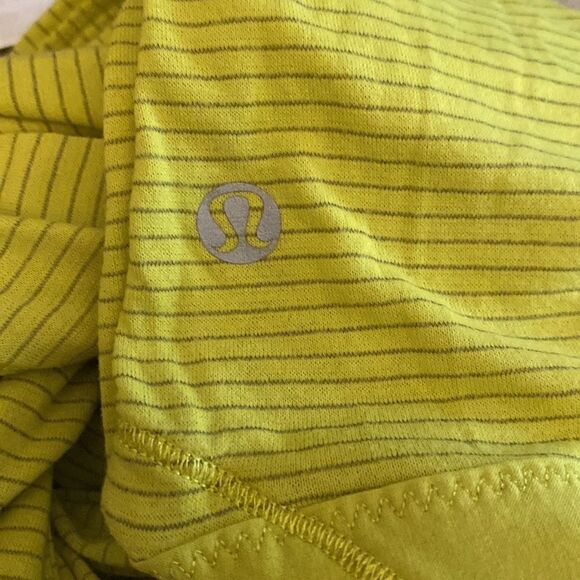 Lululemon Stripe Long Sleeve Tee Shirt Size Small - Picture 6 of 10
